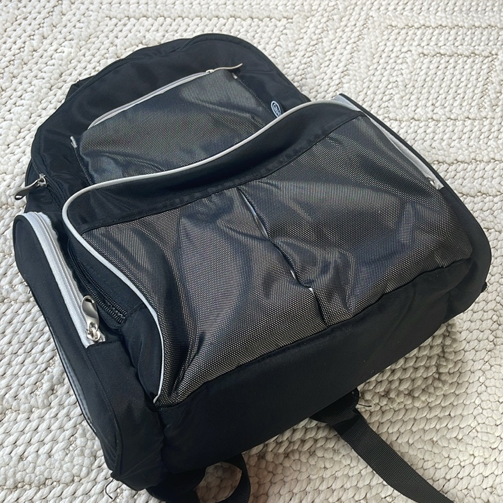 Graco Diaper bag - Picture 2 of 8